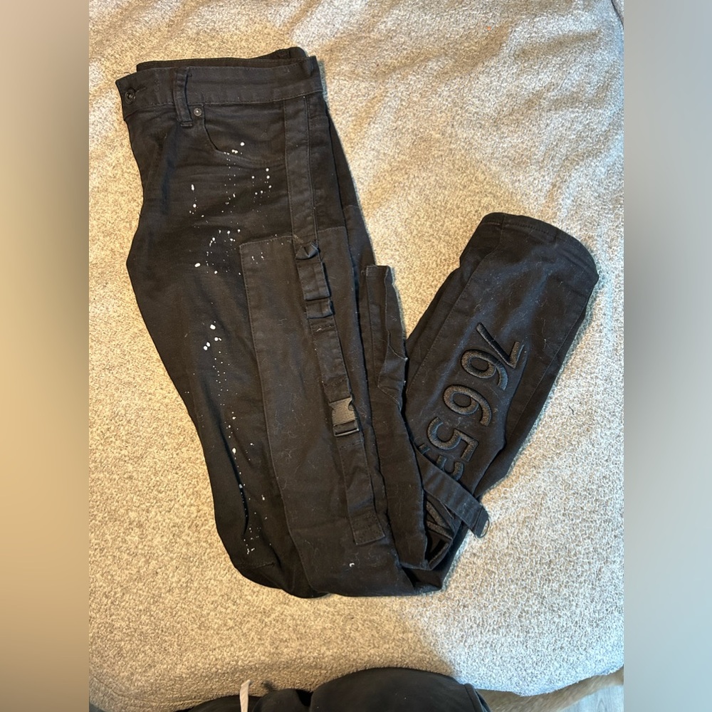 Used SmokeRise Black Paint Splattered Skinny Jeans